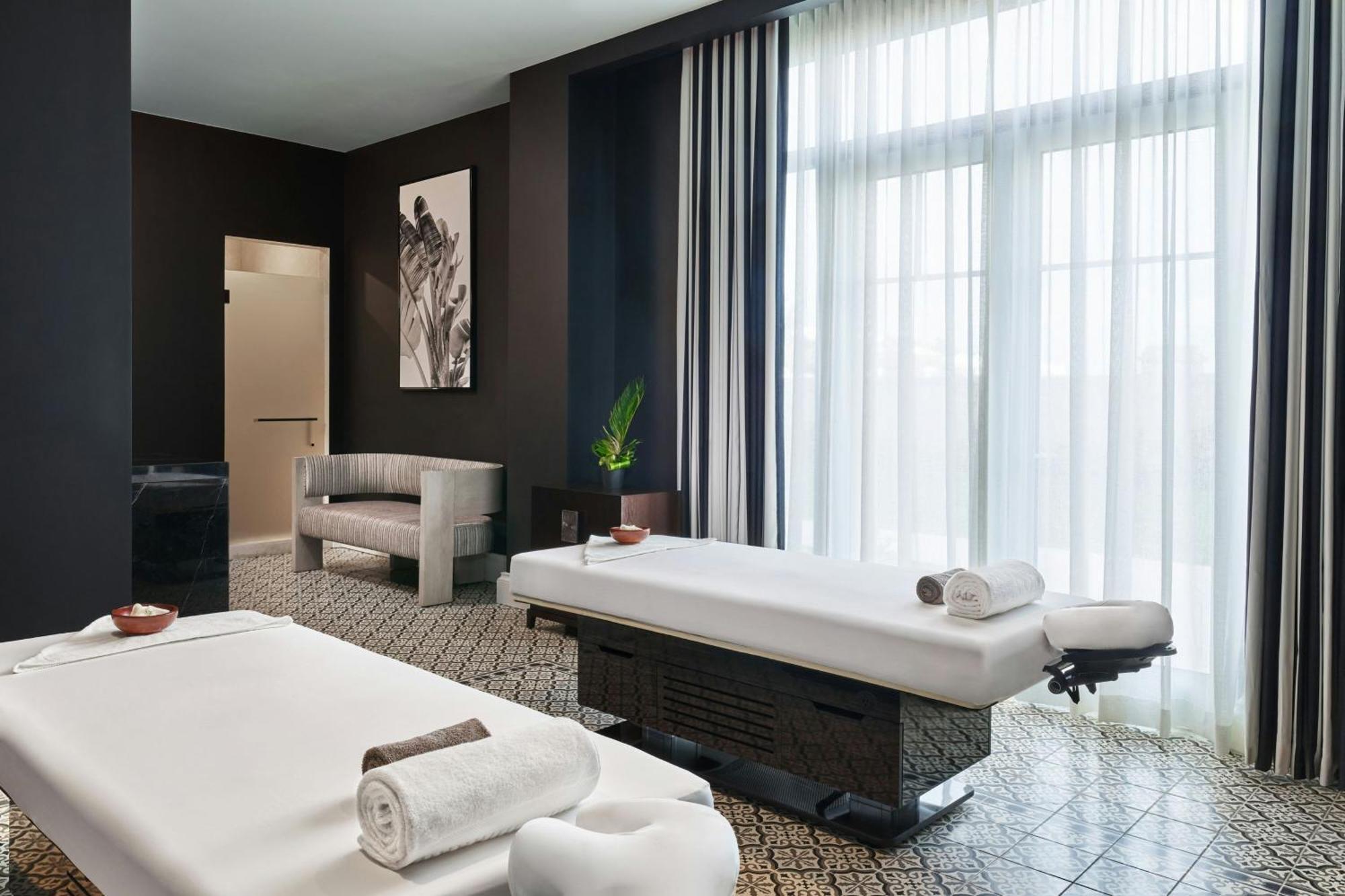 The Residences At The St. Regis Bermuda Saint George Extérieur photo